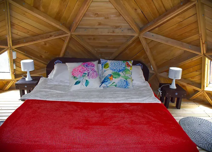 Unique Glamping / Domo Betsaida