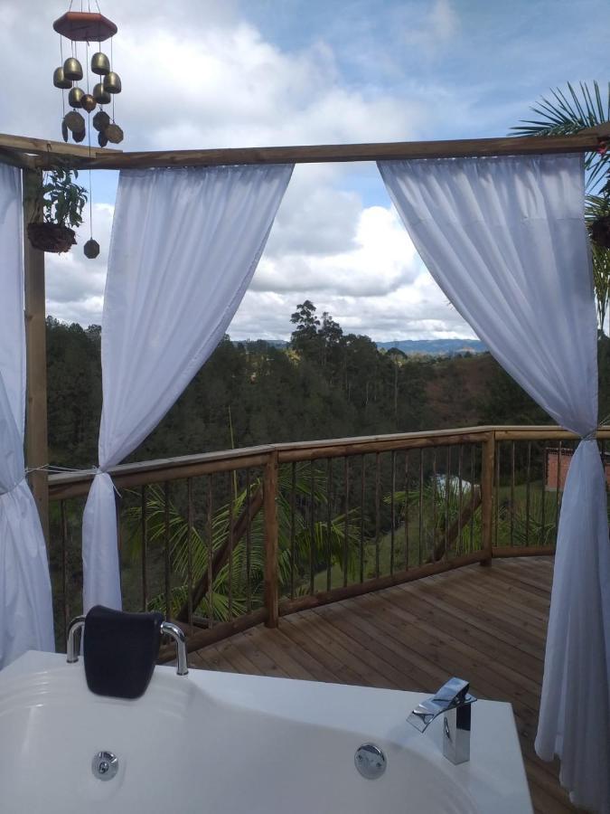 Unique Glamping / Domo Betsaida Guatape